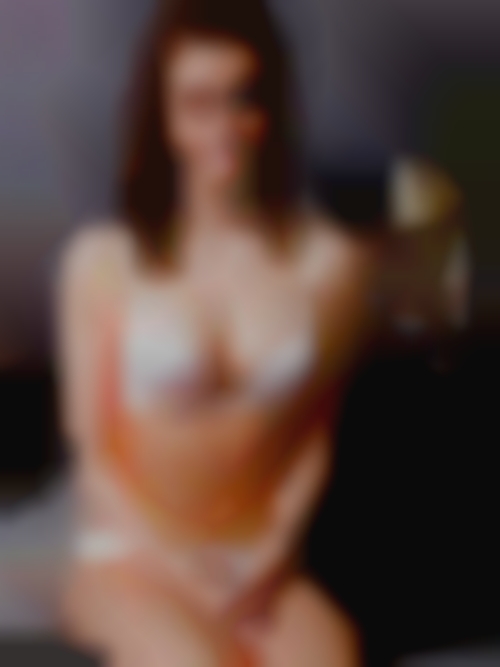 Playful witty generous looking lover in Blytheville.